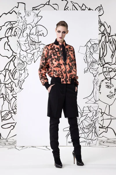 Look 19